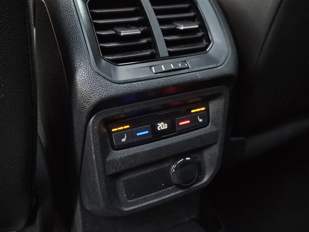 Volkswagen Tiguan 1.5 tsi r-line business+ | pano | elek. trekhaak rijklaar