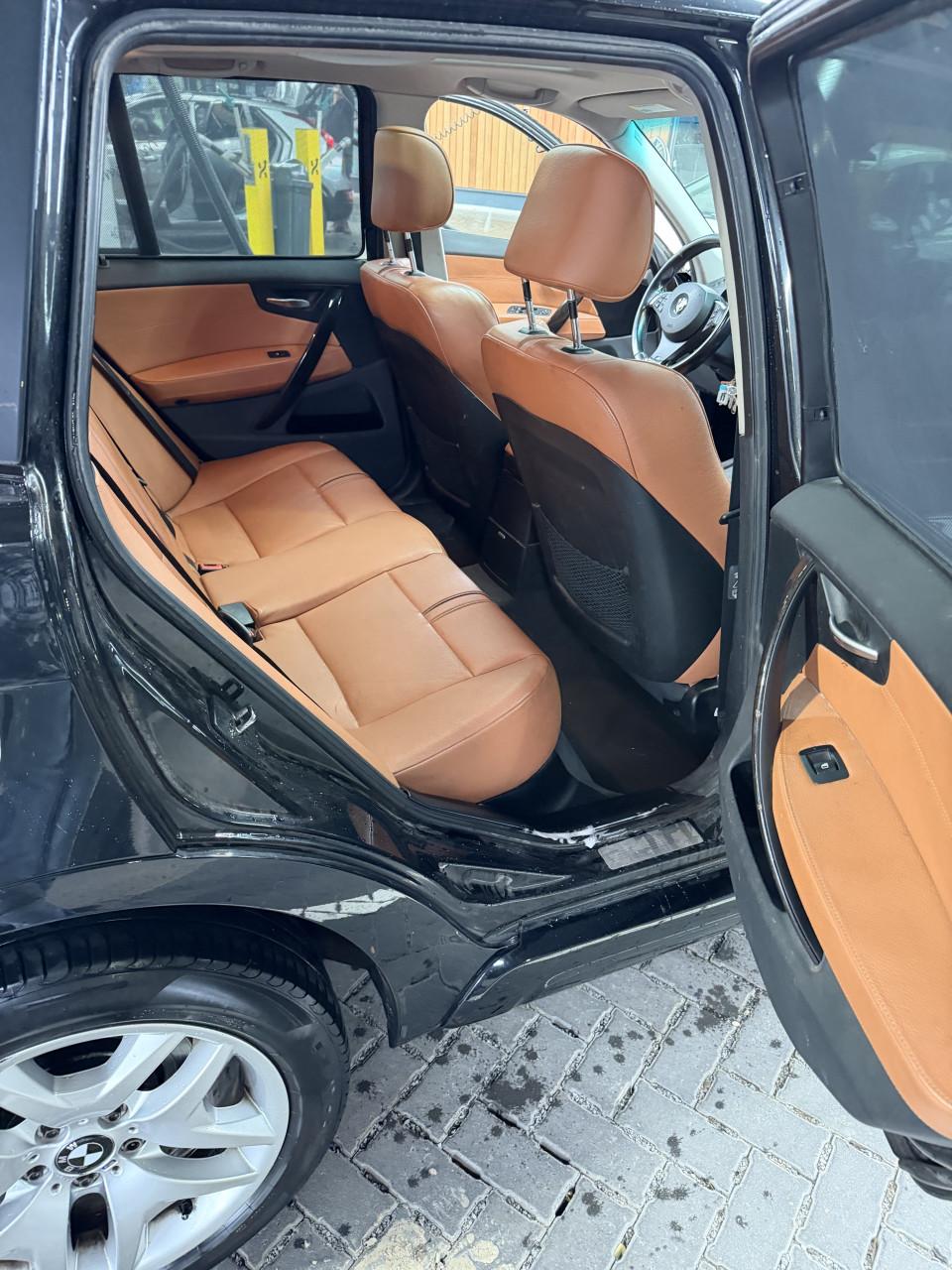 BMW X3 E83 3.0 si 4X4 xDrive M-uitvoering 275PK Automaat