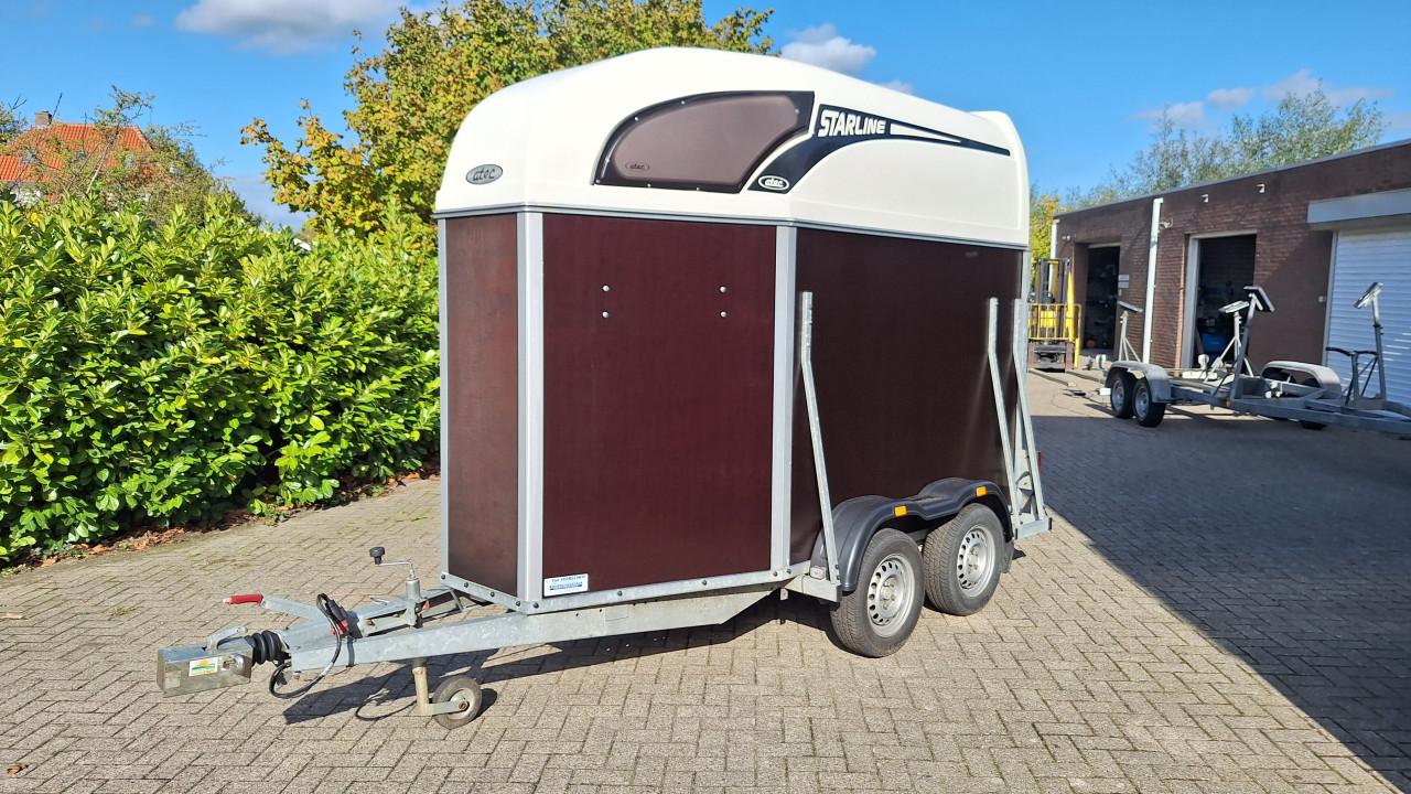 Atec paardentrailer.