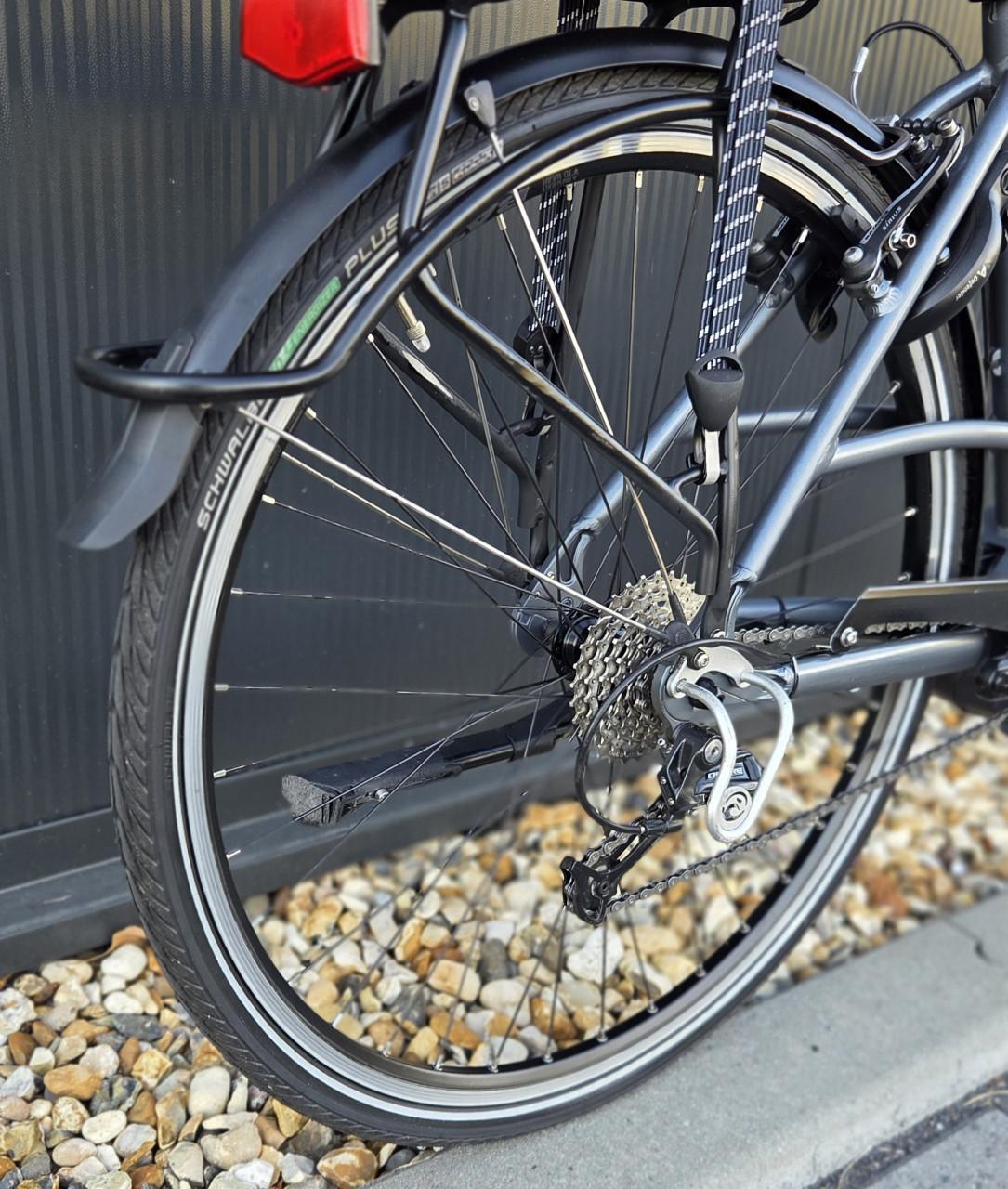 Mooie Batavus Sella Bosch Performance 53cm