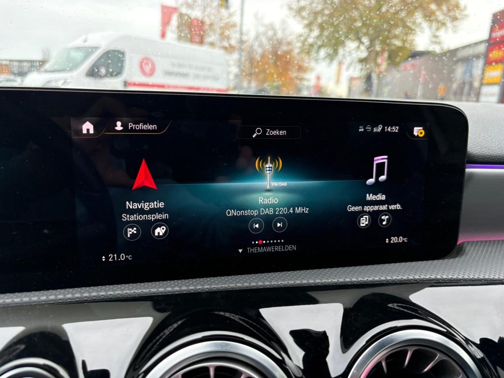 Mercedes-Benz A-Klasse 250 e business solution amg limited