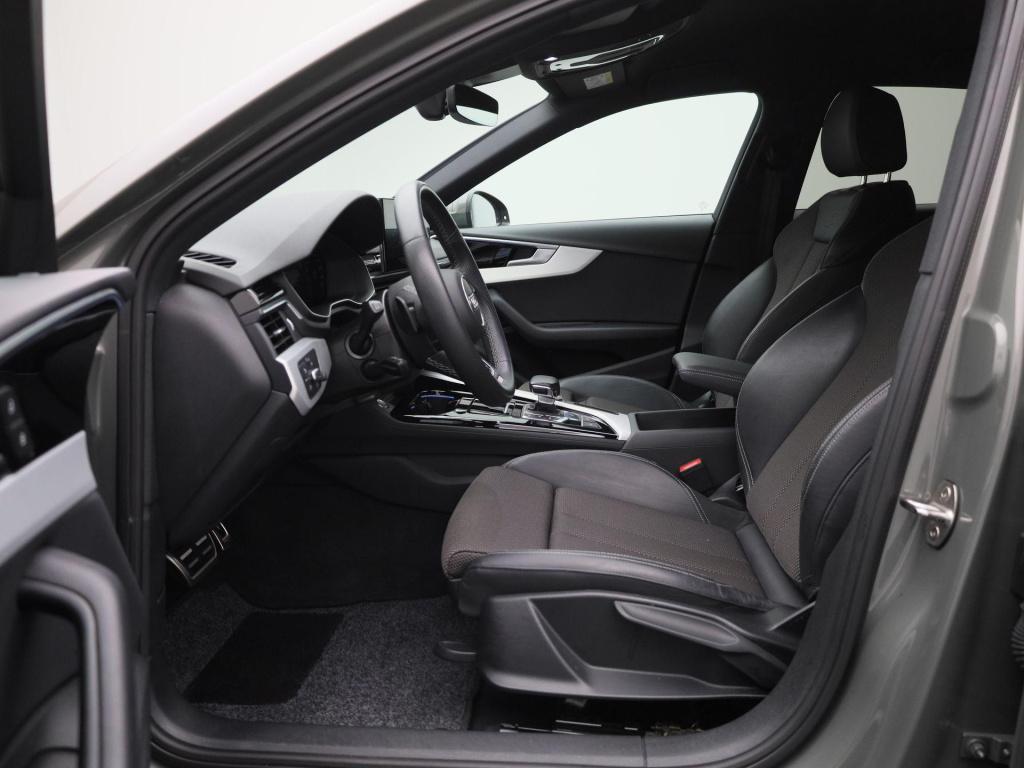 Audi A4 limousine 35 tfsi s edition competition | automaat | virtual cockpi