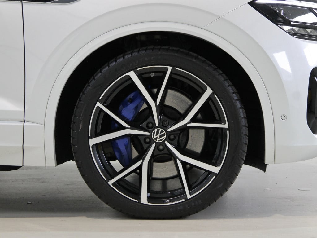 Volkswagen Touareg r 3.0 tsi ehybrid 462pk | full option | garantie 02-2026