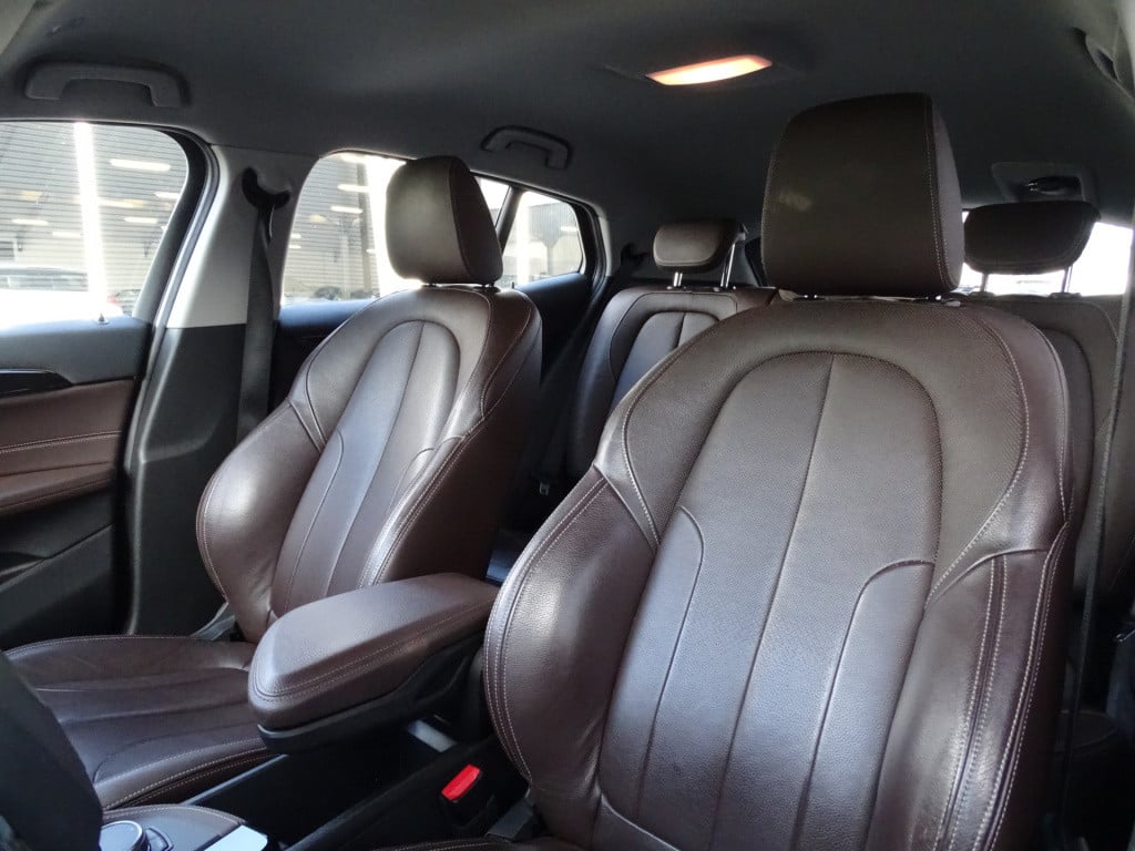 BMW X2 sdrive20i high executive | led | trekhaak | camera | 18"