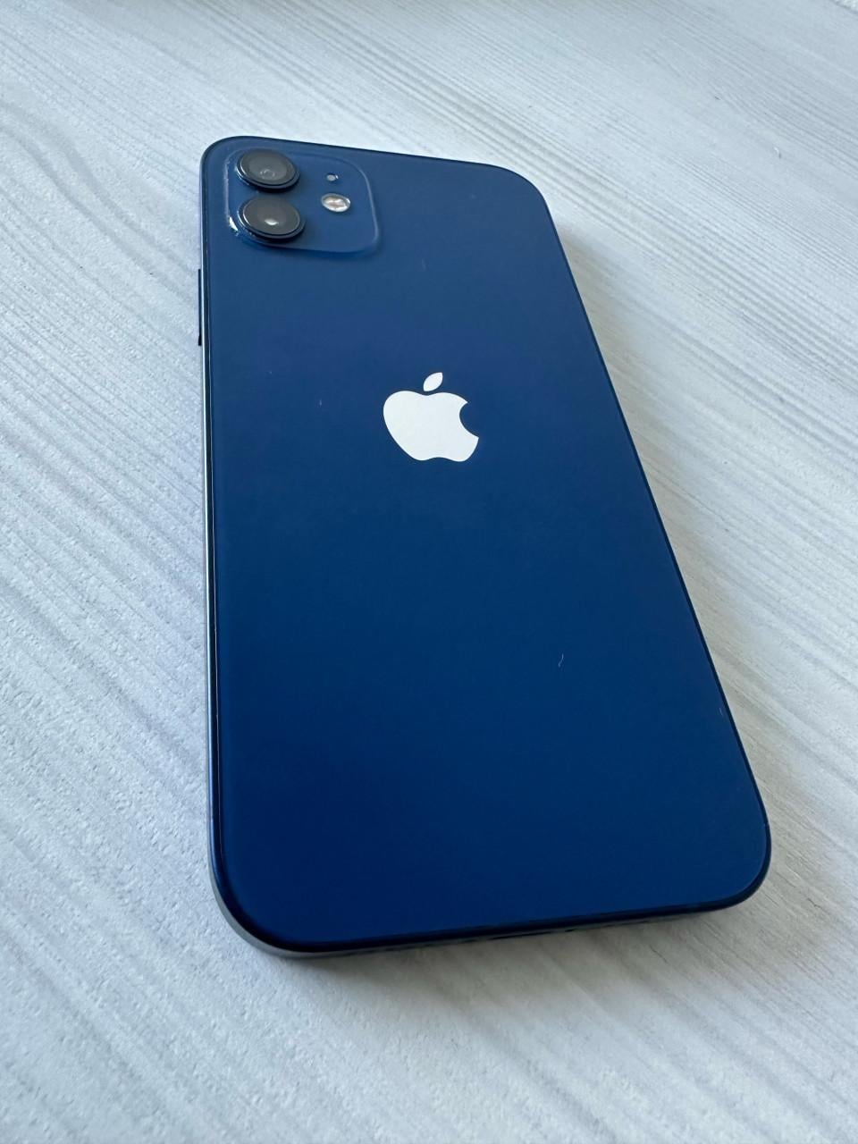 Apple iPhone 12 128GB blauw