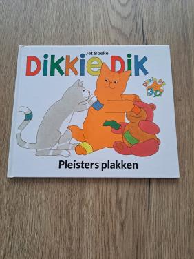Dikkie dik. Pleisters plakken
