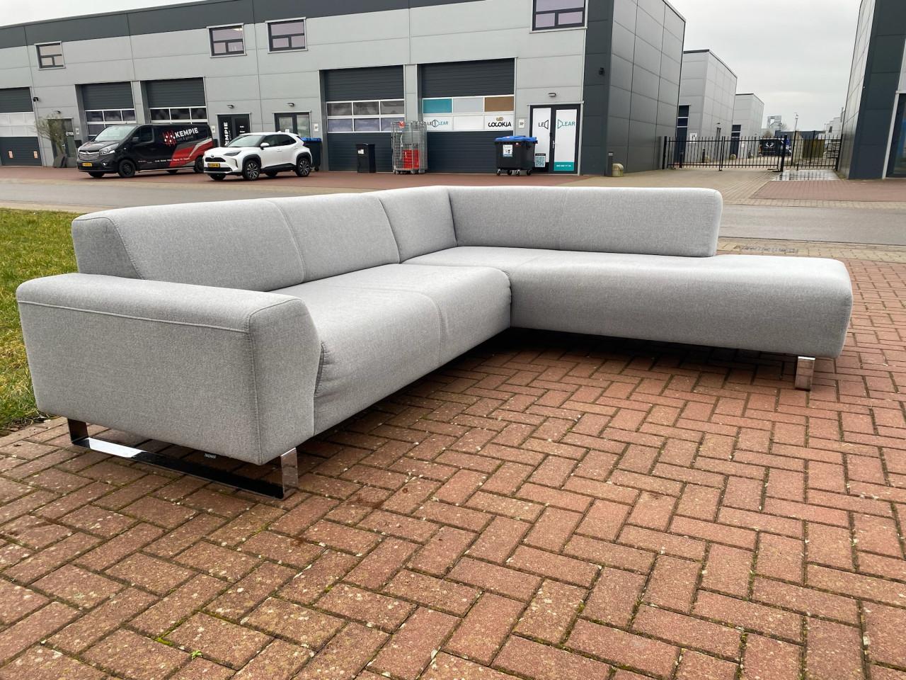 Montel Grijze Stoffen Hoekbank – Ruim loungecomfort – Gratis Levering NL