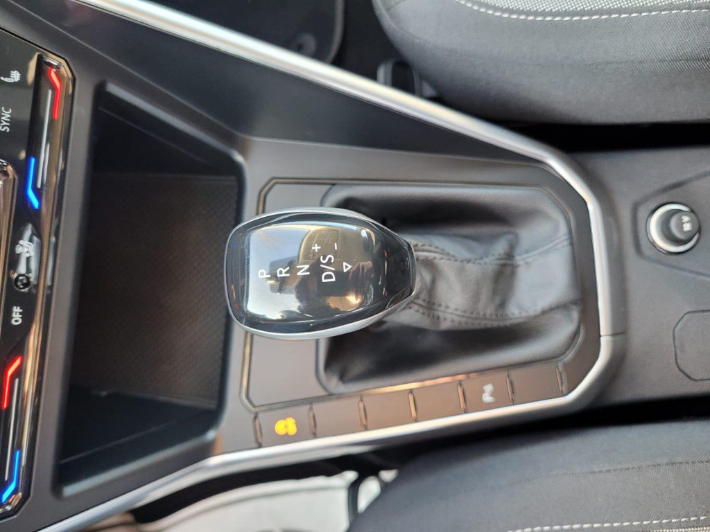 Volkswagen Polo 1.0 tsi life automaat virtual carplay navi