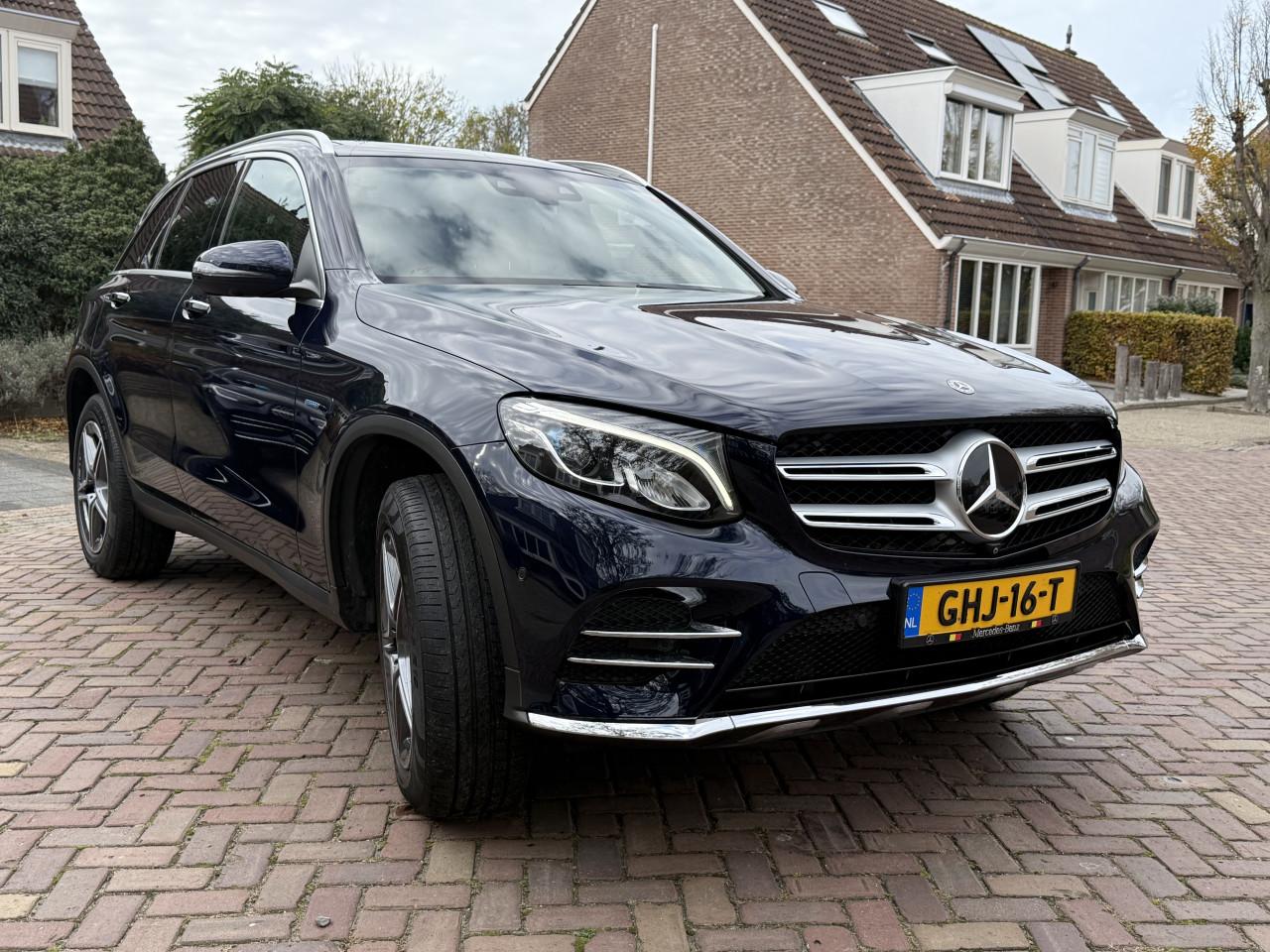 Mercedes GLC 350e AMG line 11/2017