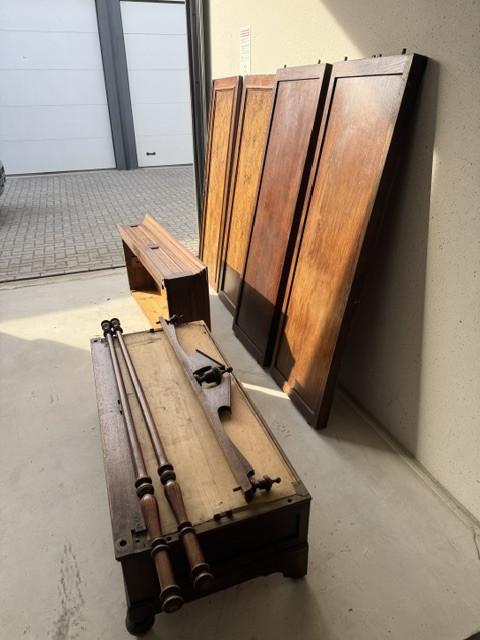 Te koop grote antieke kast