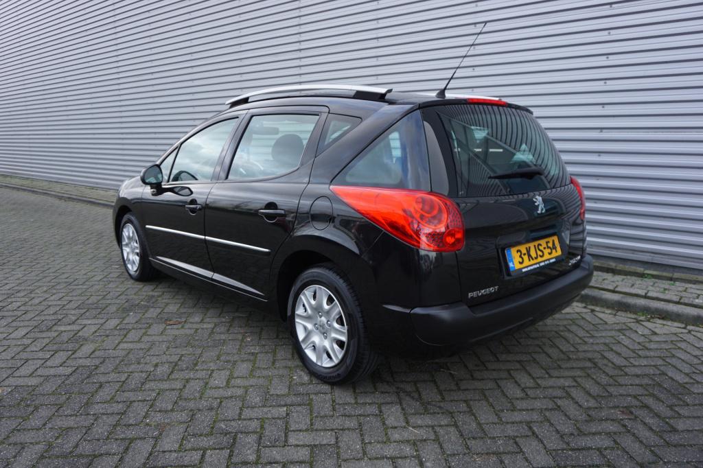 Peugeot 207 sw 1.4 vti active airco / panoramadak / mistlampen