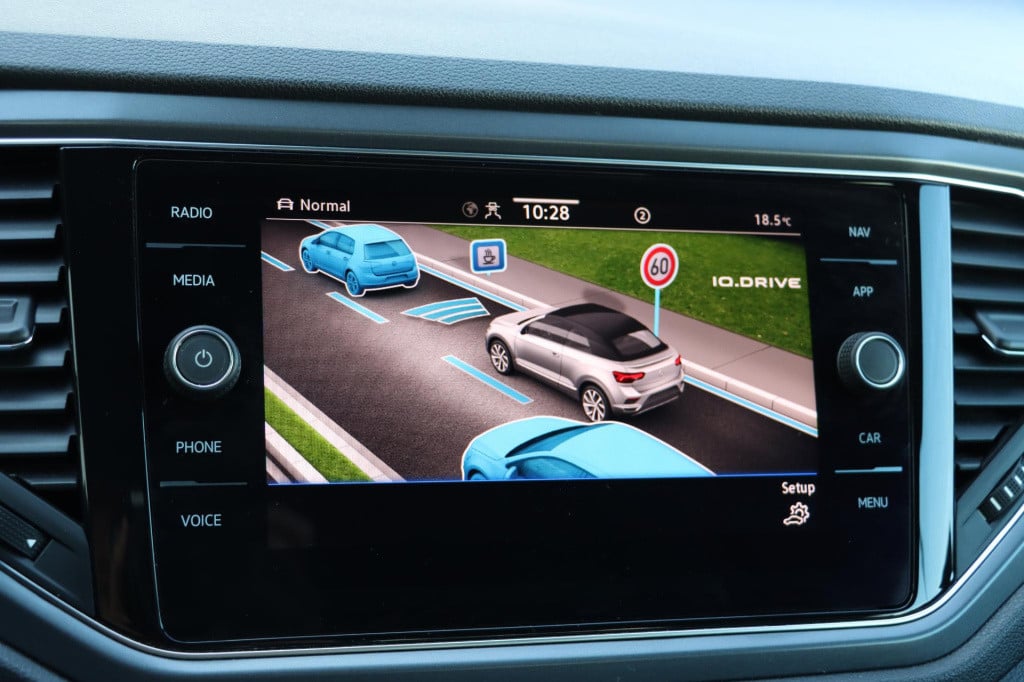 Volkswagen T-roc cabrio 1.5 tsi r-line 150pk dsg7