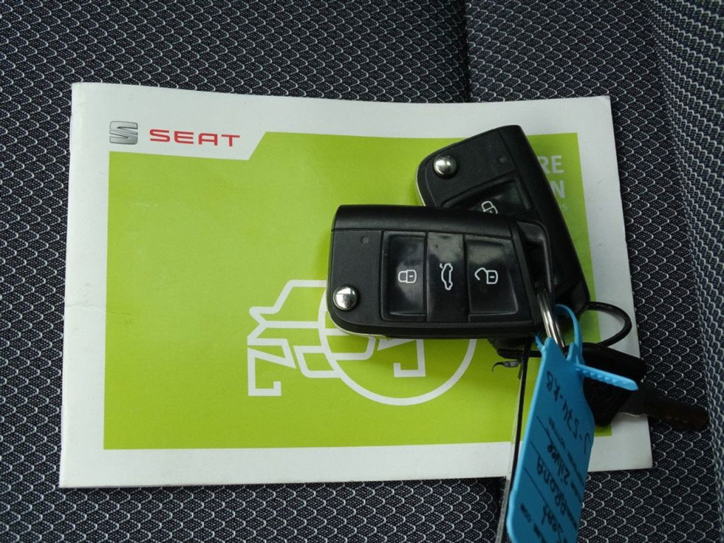 Seat Arona 1.0 tsi xcellence business intense trekhaak