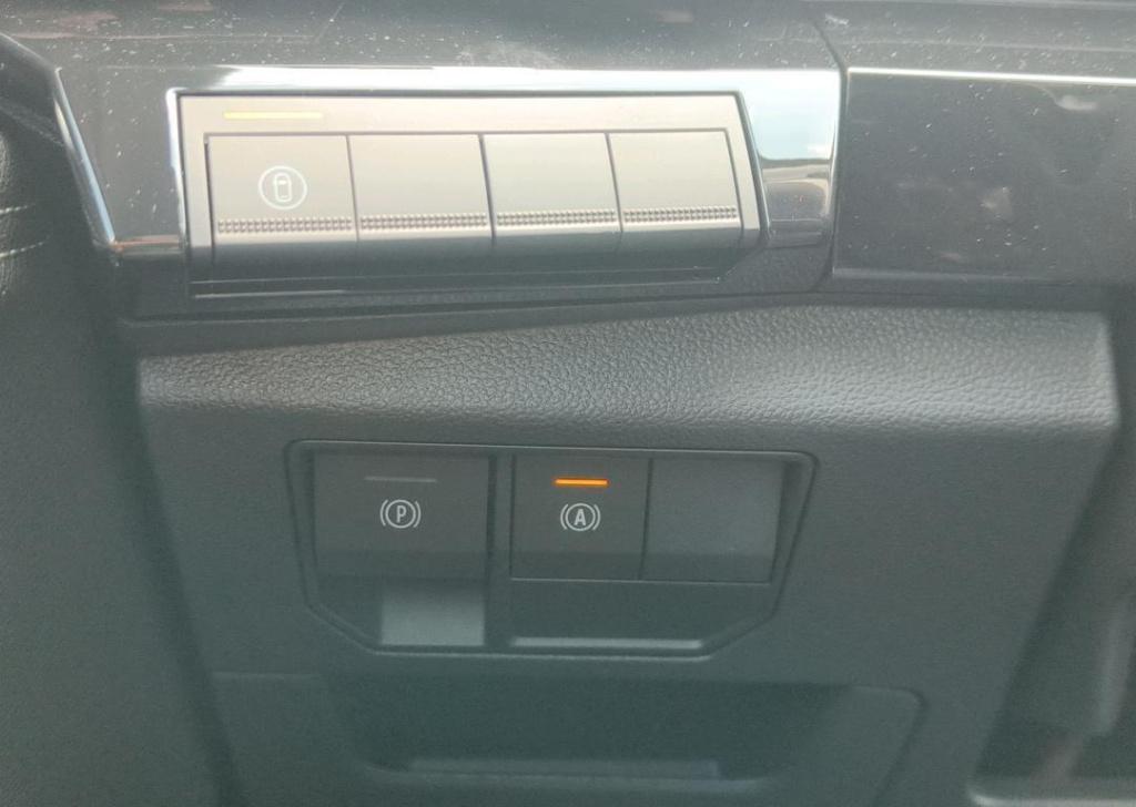 Renault Austral 1.2 e-tech full hybrid 200 techno - two-tone kleurstelling