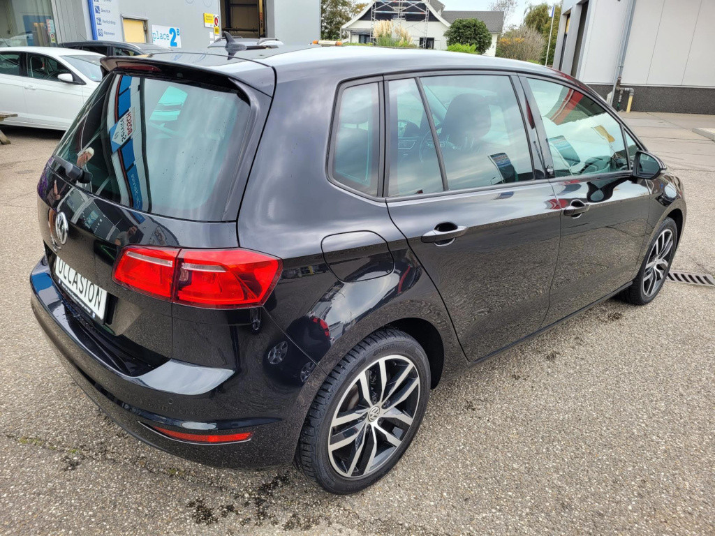 Volkswagen Golf Sportsvan 1.2 tsi highline business bluemotion automaat sou