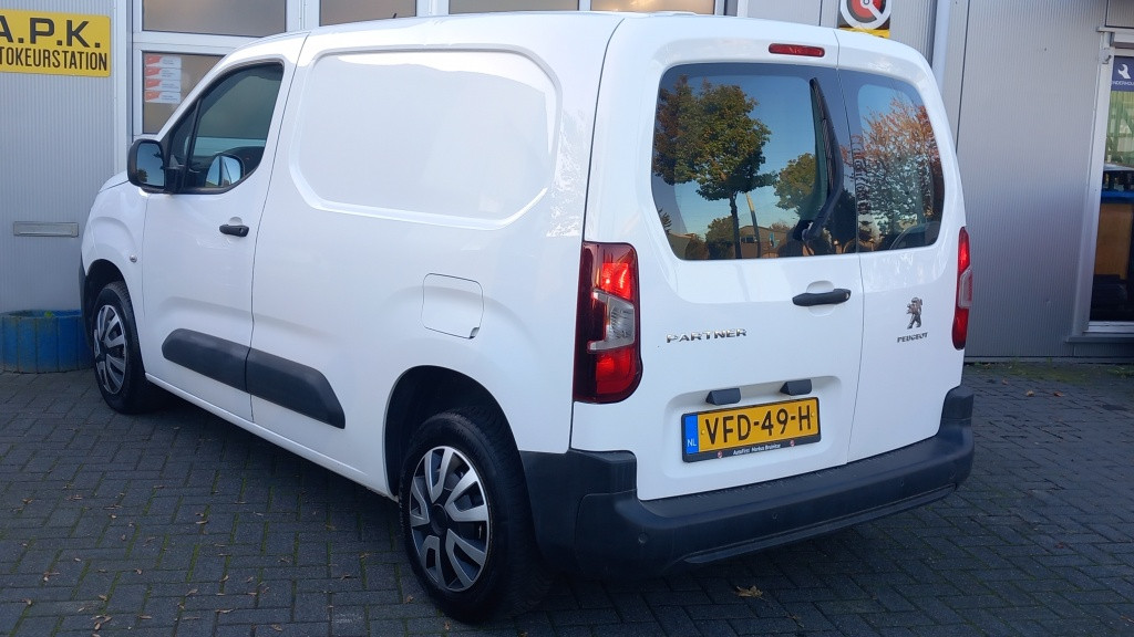 Peugeot Partner *euro 6*airco*pdc*schuifdeu bluehdi premium