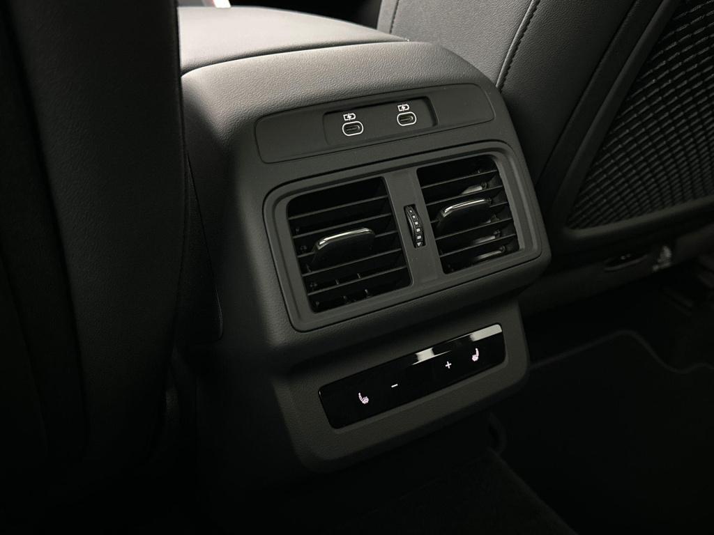 Audi Q5 s edition competition e-hybrid 270 kw / 367 pk suv