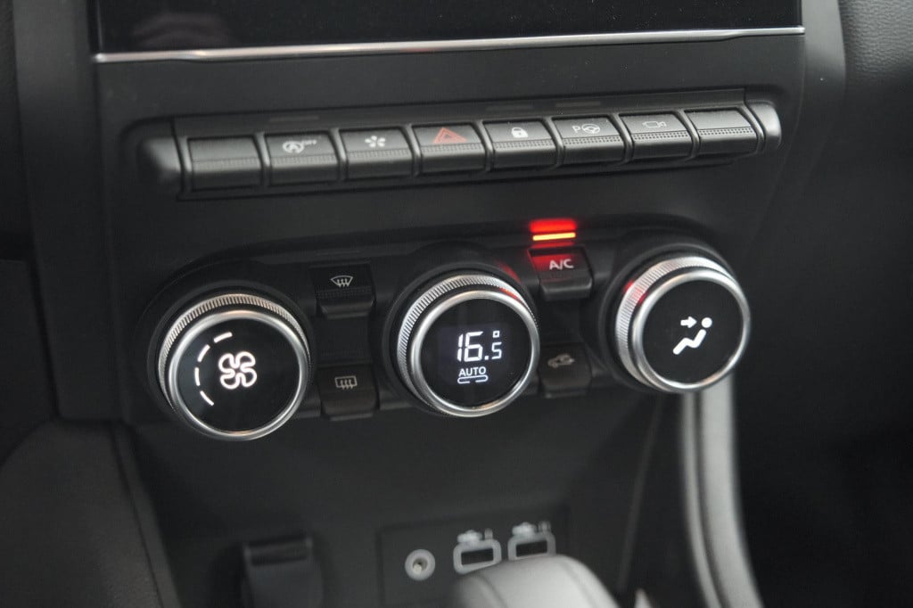 Renault Captur mild hybrid 140 edc techno 360 camera | 9.3 inch navigatie |