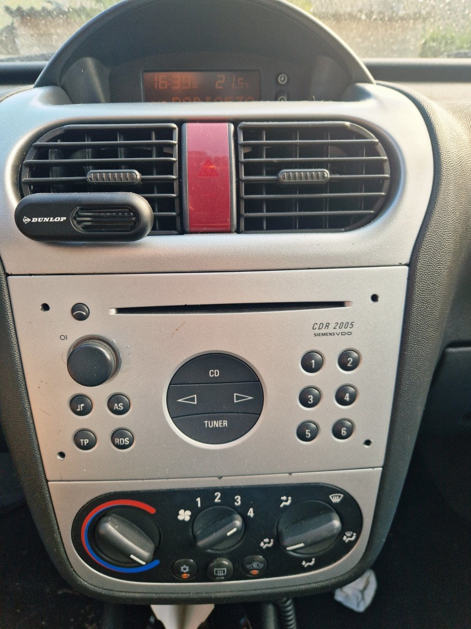 Opel Corsa met slippende koppeling