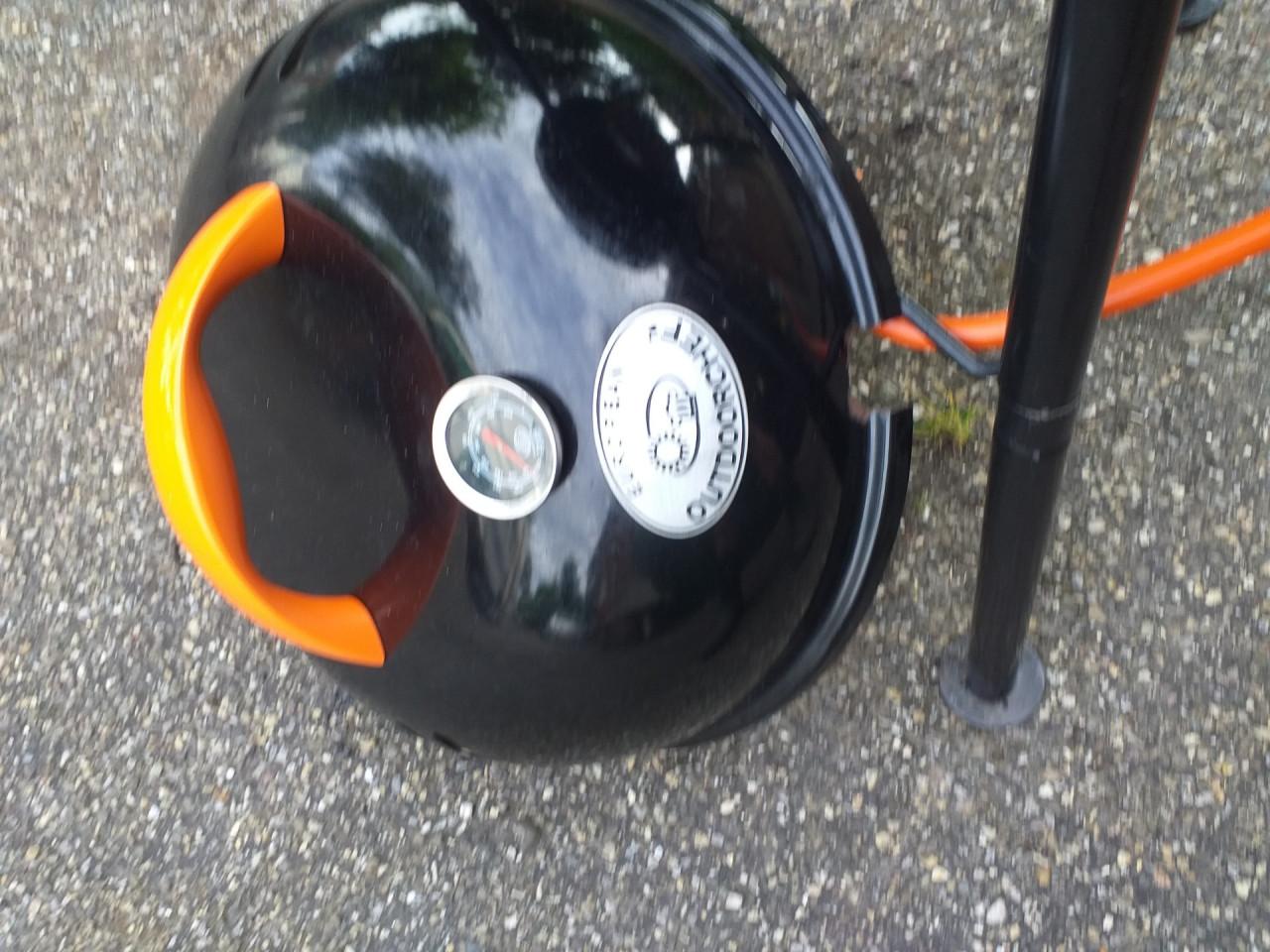 ""MOOIE BARBECUE in prima staat""