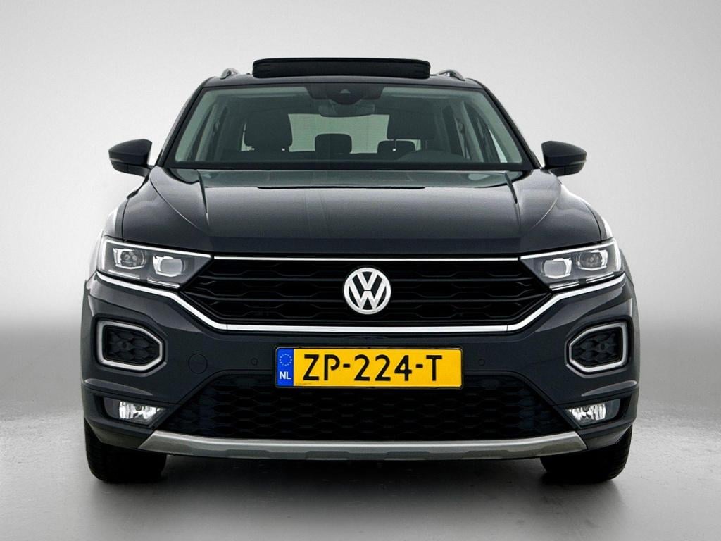 Volkswagen T-roc 1.0 tsi style | lmv | panorama dak | navigatie | parkeer s