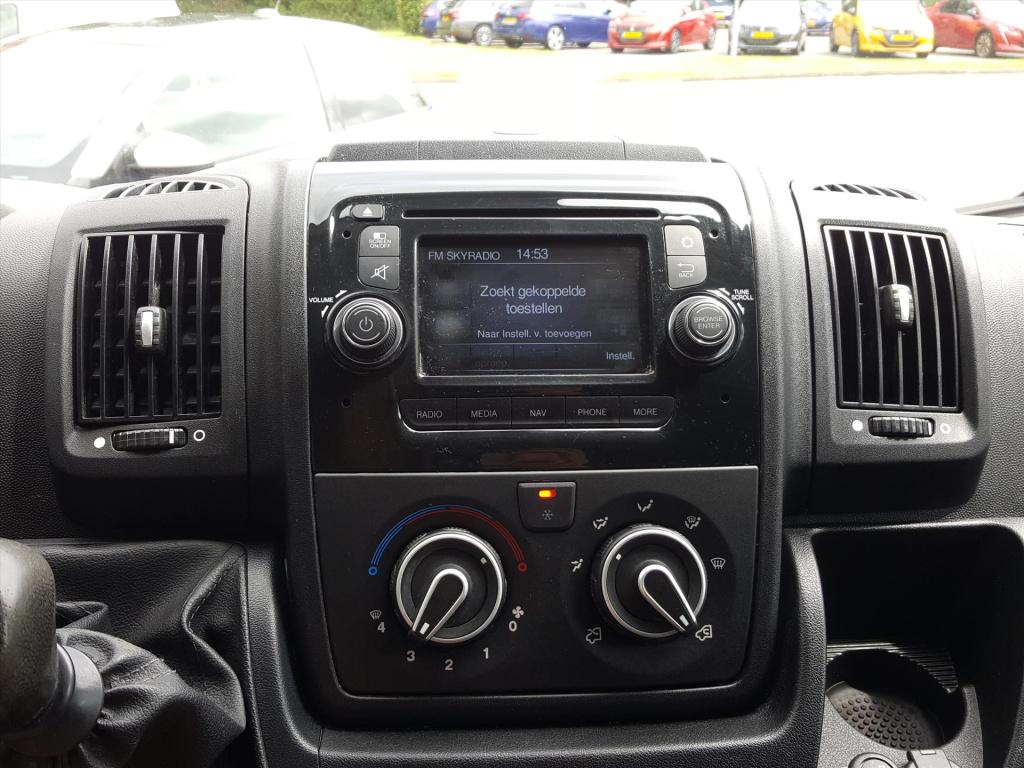Peugeot Boxer gb 330 l1h1 bluehdi 130pk premium pack navigatie | airco | cr