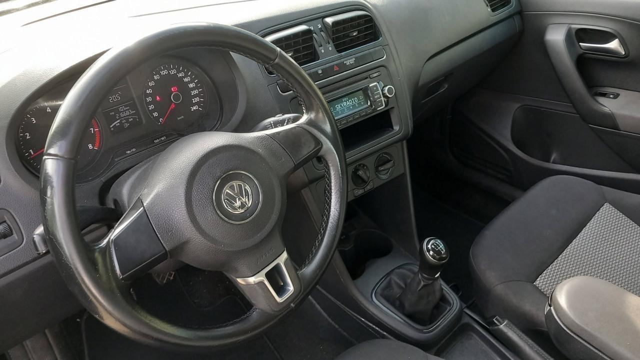 Volkswagen POLO 1.2 12v BlueMotion Comfortline 5drs bj:2014 airco apk 2027