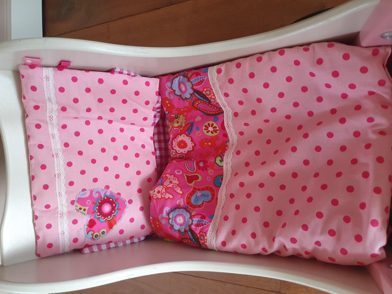 Houten poppenwagen, kinderwagen