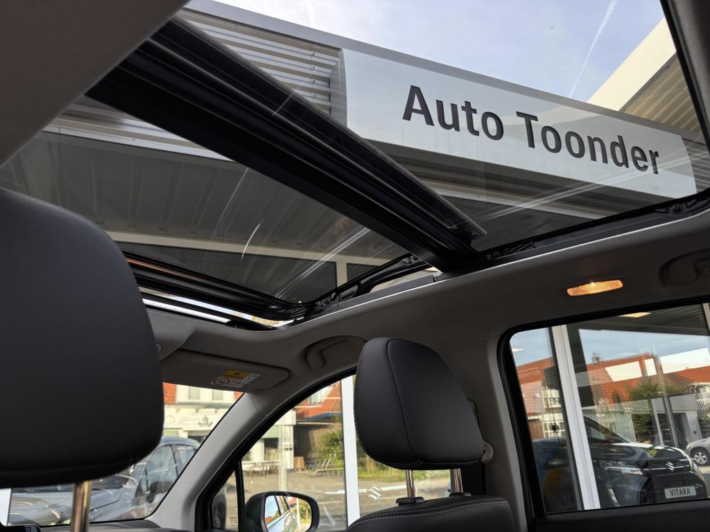 Suzuki Sx4 S-cross style 1.4 boosterjet smart hybrid / panoramadak