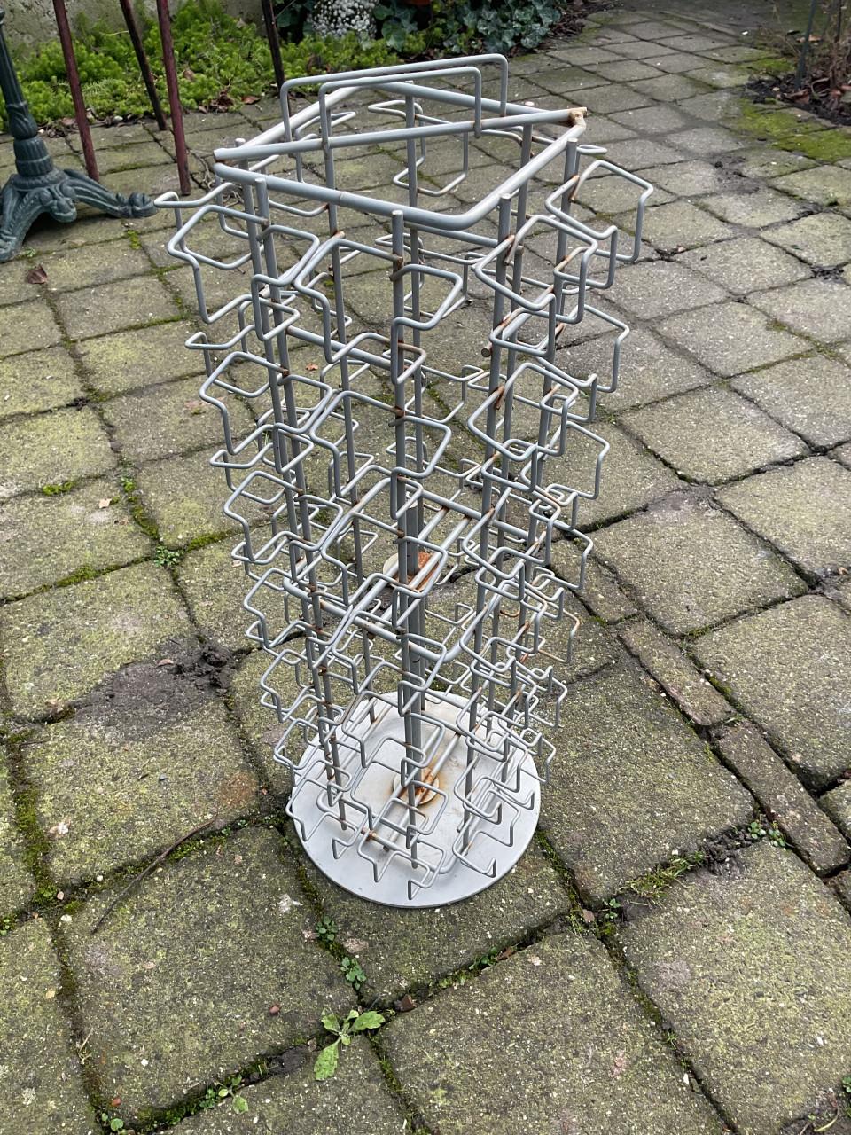 Metalen carrousel uit winkel