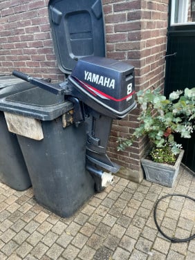 Yamaha 8 pk Mercury 5 pk