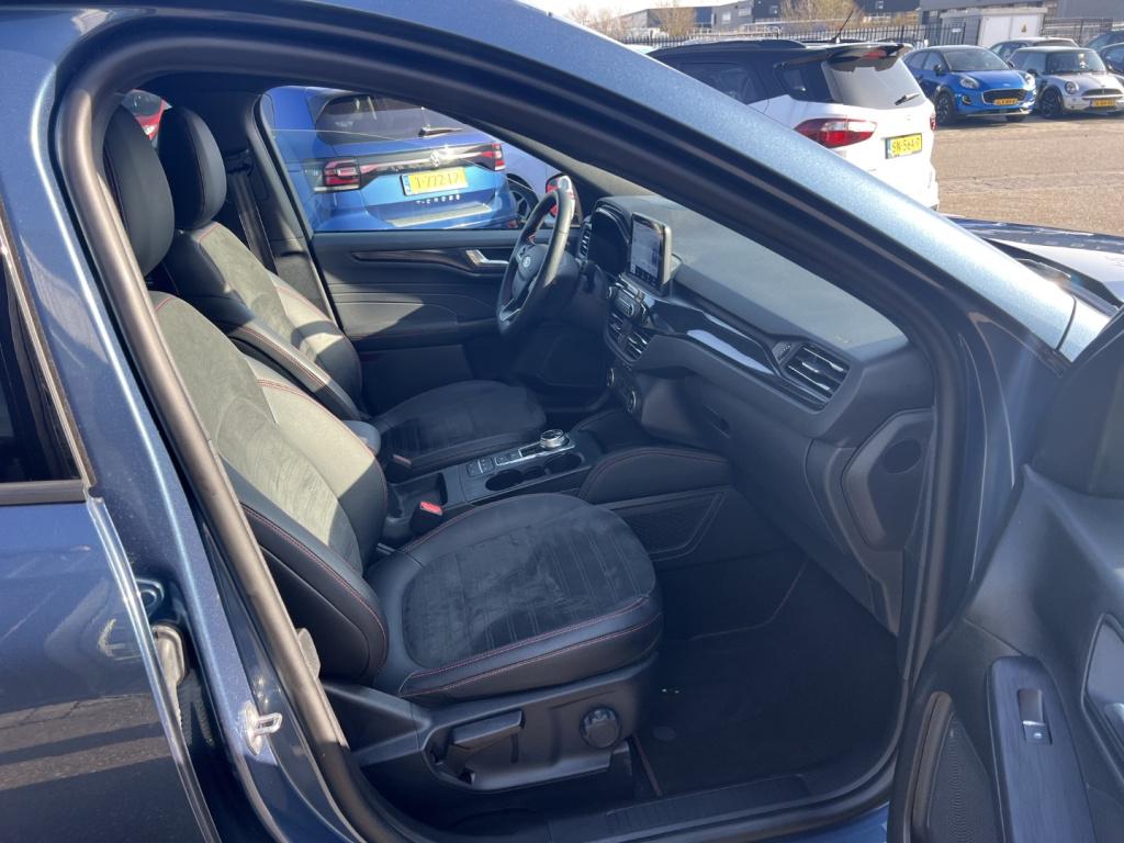 Ford Kuga 2.5 phev e-cvt 225pk st-line x , trekhaak , winterpack,