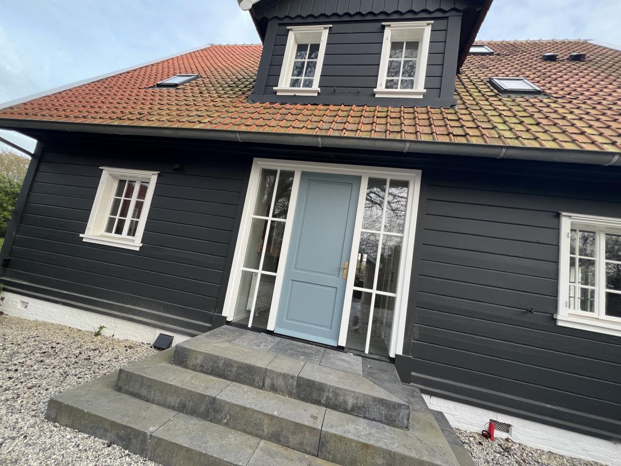 Schilderwerken en behangwerken