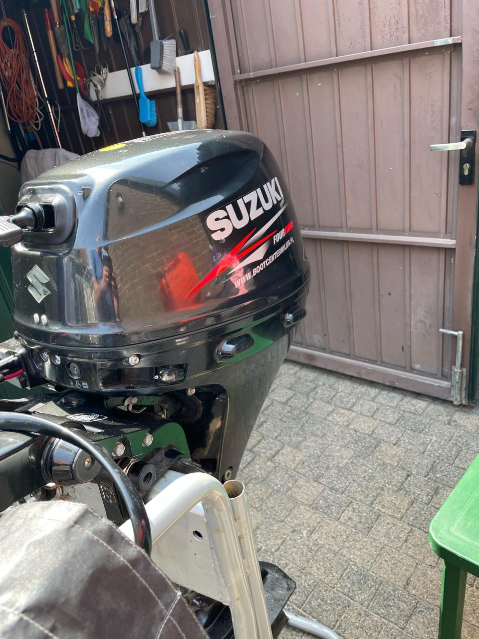 Suzuki 15 pk