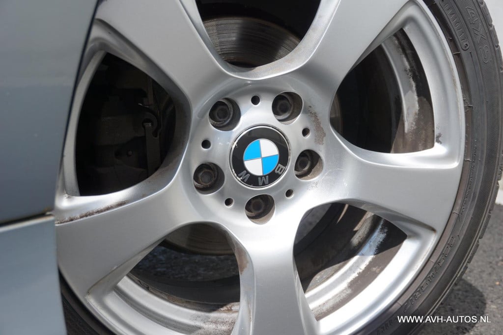 BMW 3-serie 318i high executive