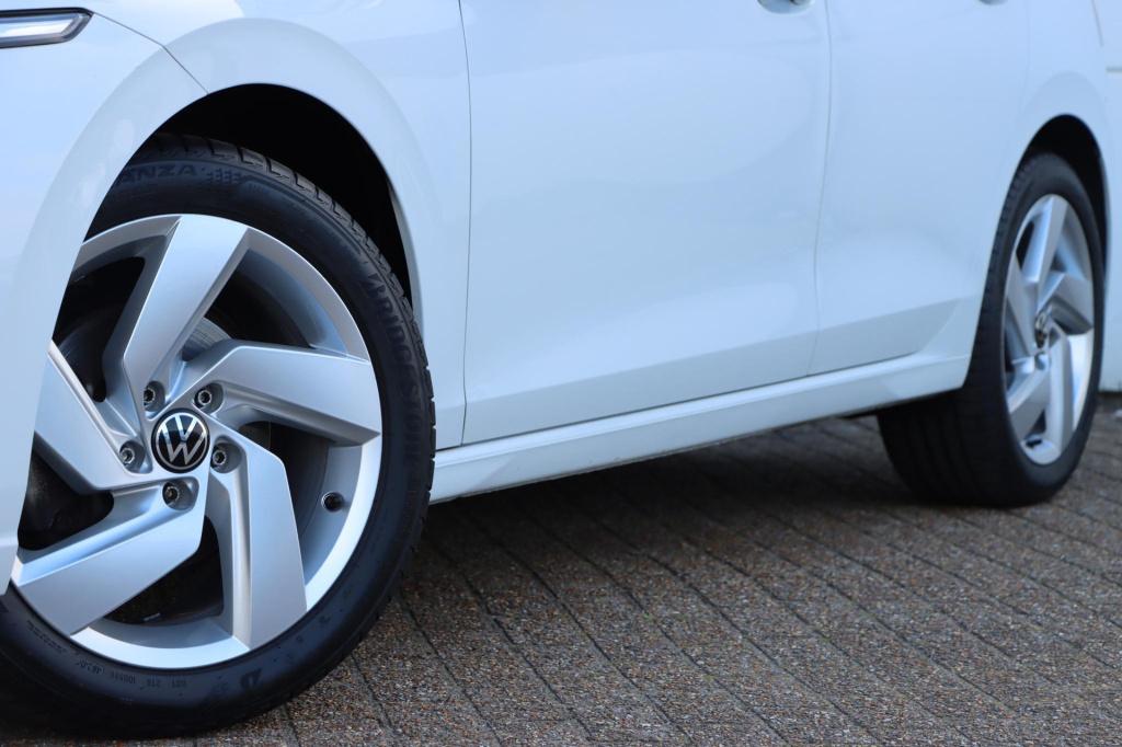 Volkswagen Golf 1.0 tsi life | app connect | parkeersensoren | climate cont
