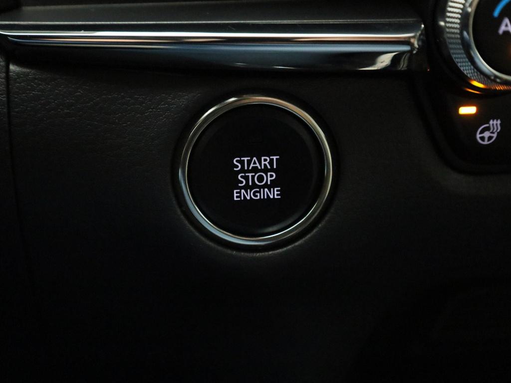 Mazda Cx-30 2.0 e-skyactiv-x m hybrid luxury | automaat | schuif-/kanteldak
