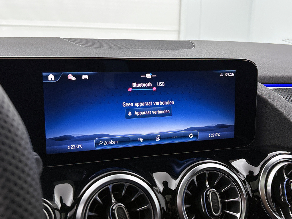 Mercedes-Benz Gla-klasse 250 e business solution amg | nightpakket | smartp
