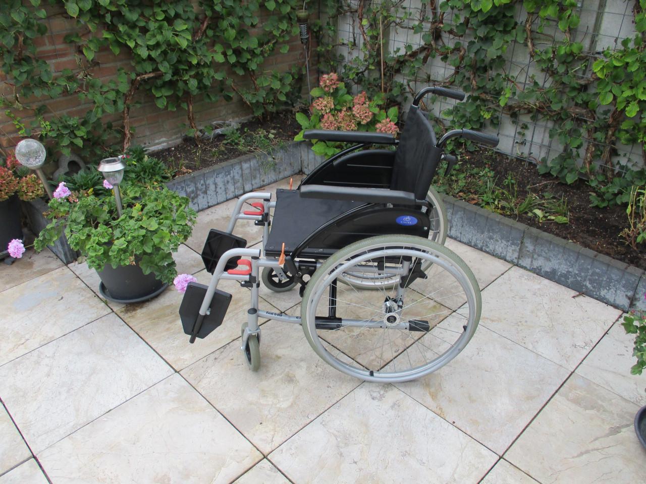 Nieuw Excel G - ECO opvouwbare lichtgewicht rolstoel met anti - lekbanden