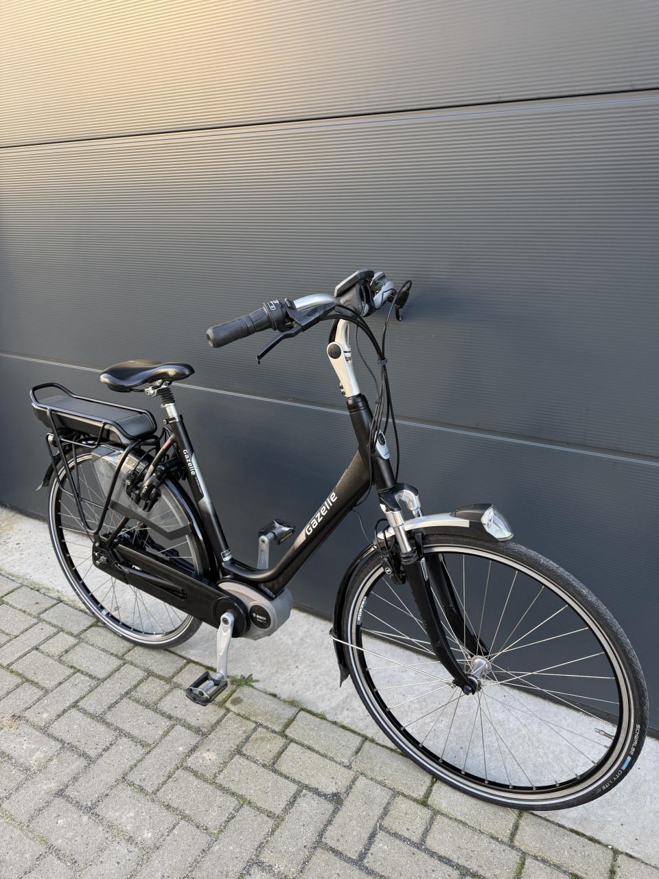 Gazelle Orange C330 middenmotor elektrische fiets 400WH
