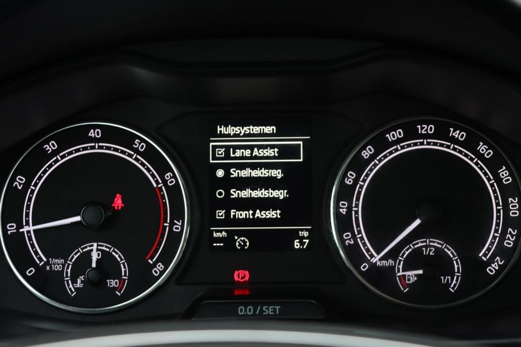 Skoda Kamiq 1.0 tsi ambition 110pk