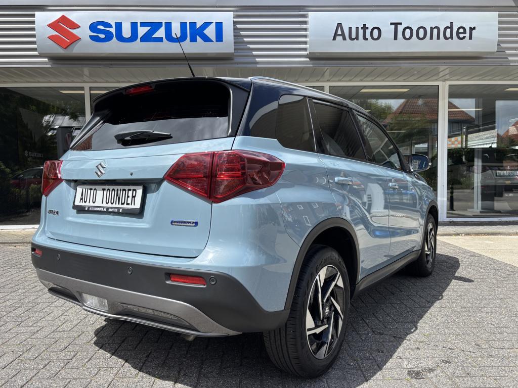 Suzuki Vitara 1.4 boosterjet style smart hybrid