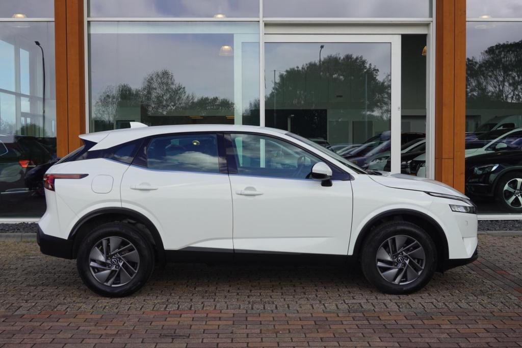 Nissan Qashqai 1.3 mhev xtronic acenta