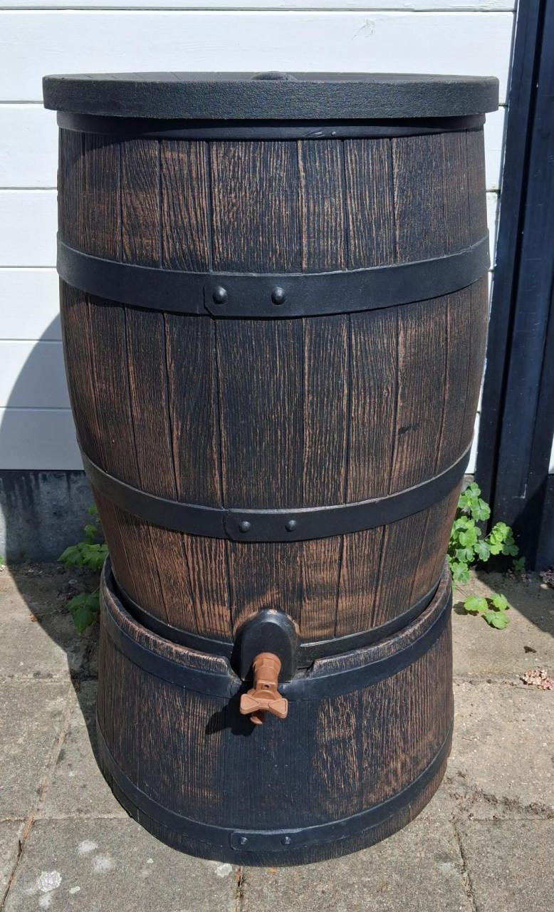 Roto bruine regenton 120 liter met standaard