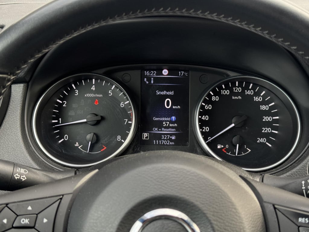 Nissan Qashqai 1.2 tekna + automaat, trekhaak + meest luxe uitvoering!