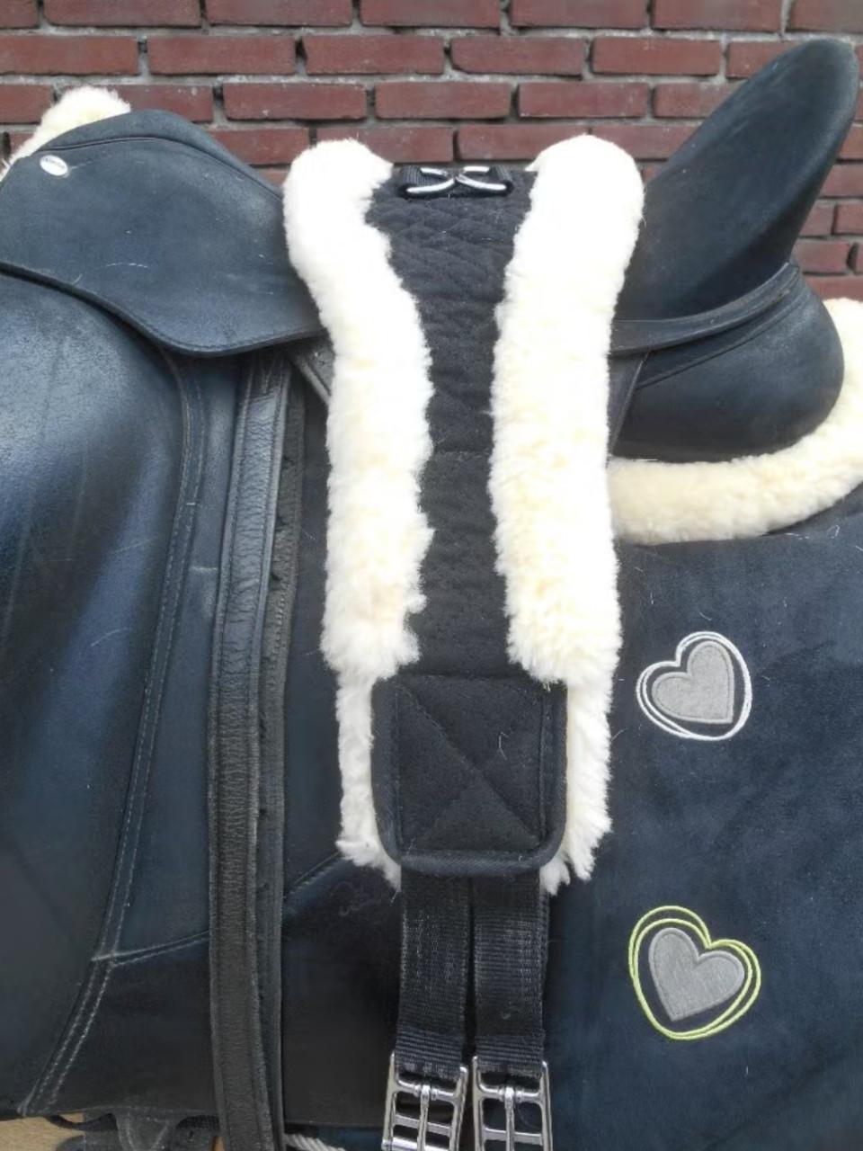 Zadelonderlegger lamswol