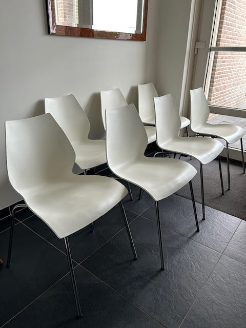 Kartell Maui stoelen wit 7 stuks