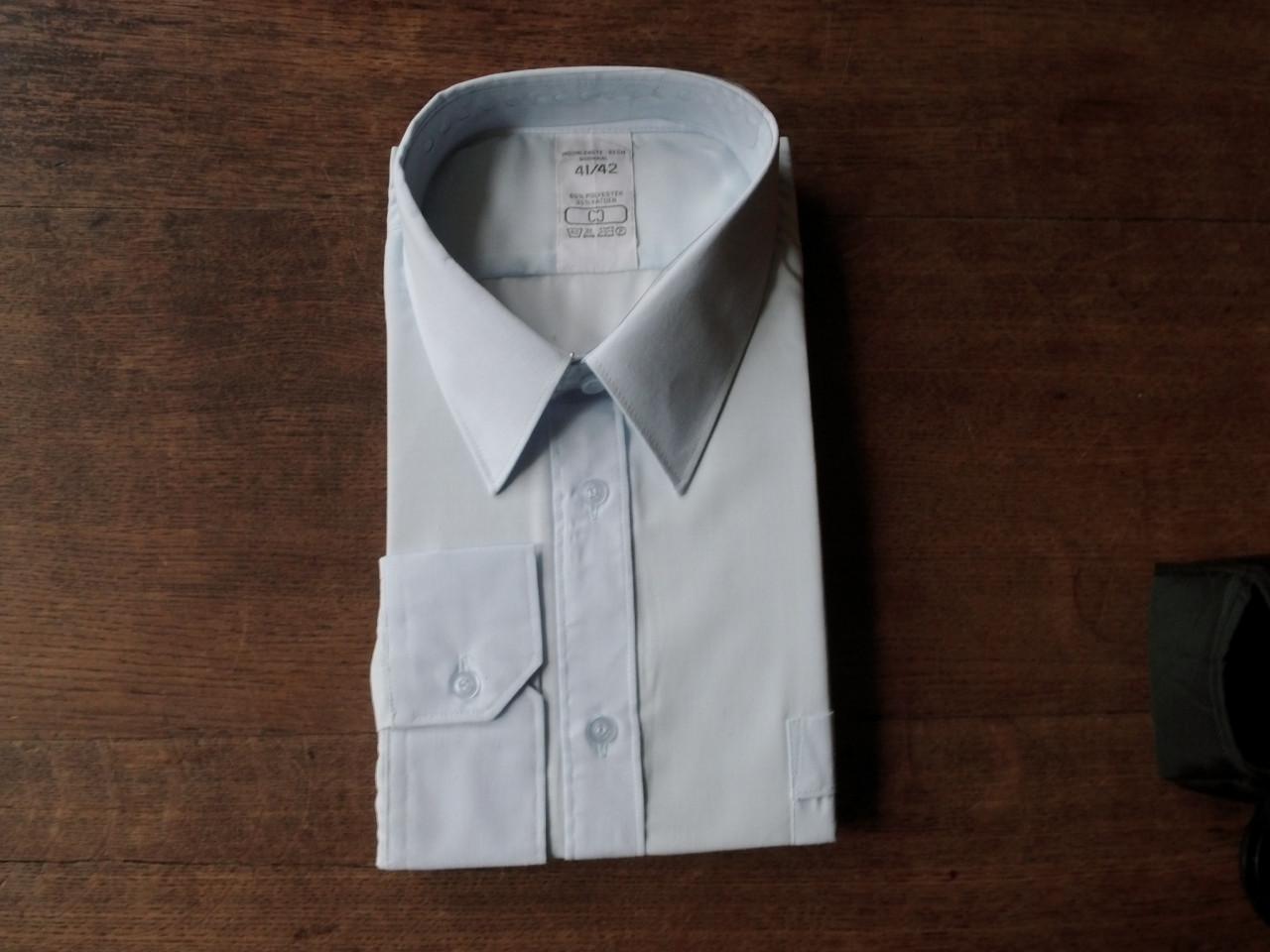 Overhemd met boordmaat 41-42.