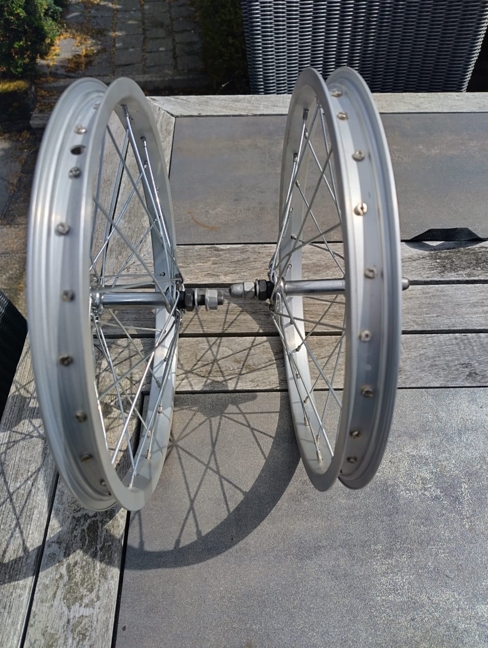 2x 16 inch velgen