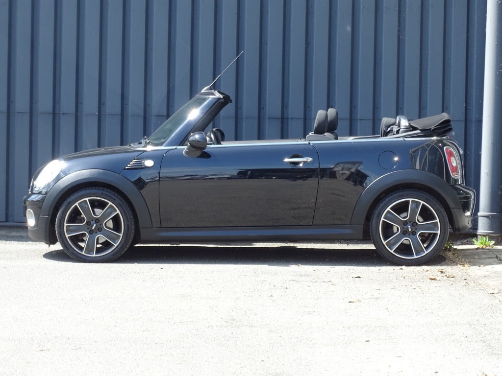 Mini Cooper Cabrio mini 1.6 pepper | airco | cruise | stoelverwarming | 17"